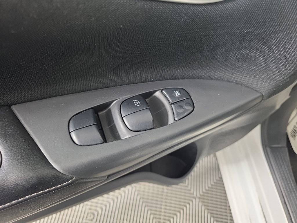 Used 2019 Nissan Sentra SV image 13