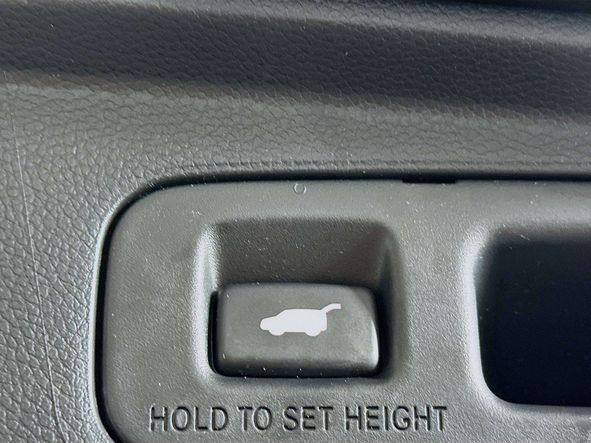 Used 2025 Honda CR-V EX-L image 30