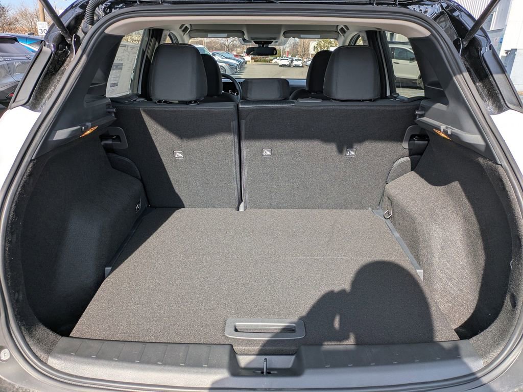 New 2026 Nissan Kicks SV w/ Cold Weather Package FWD image 13