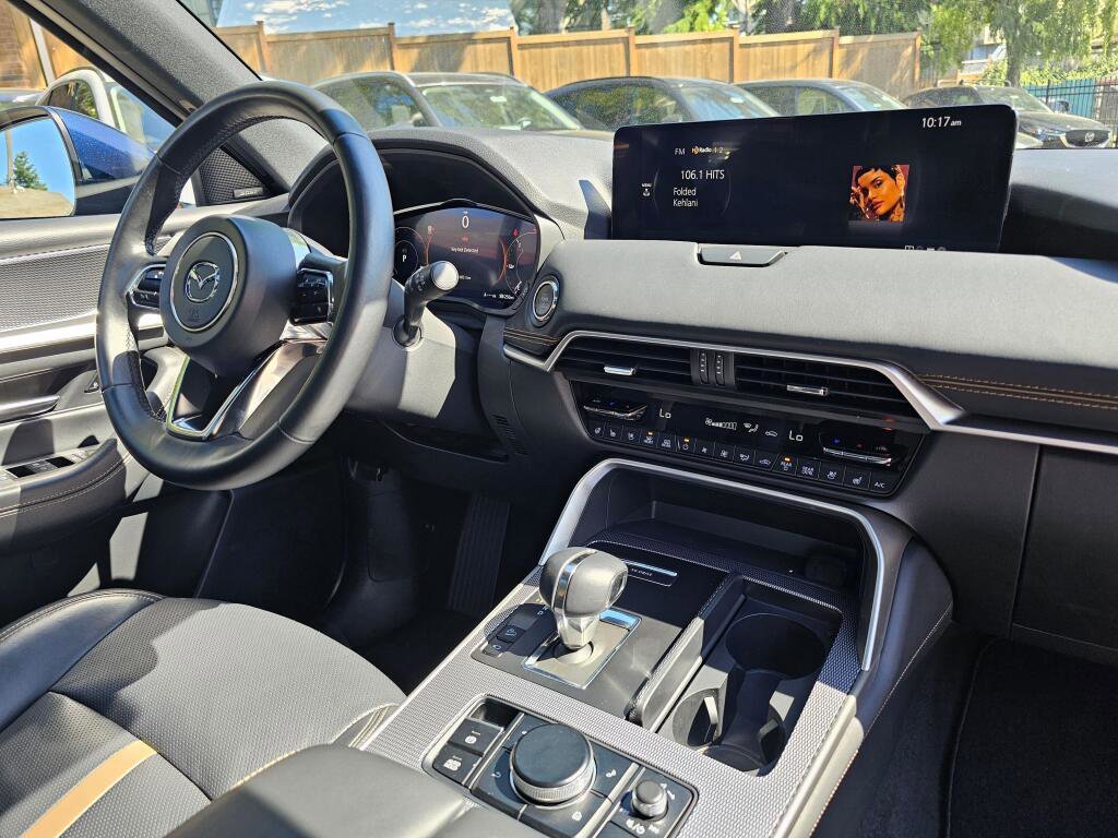 Used 2024 MAZDA CX-90 Plug-In Hybrid w/ Premium Plus AWD/4WD image 12