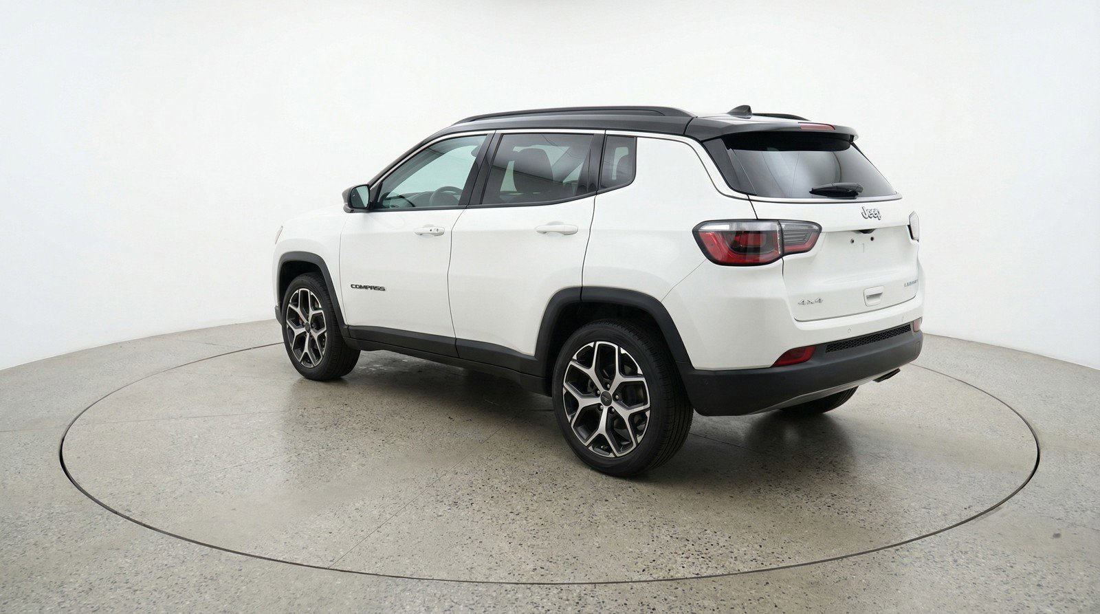 Used 2025 Jeep Compass Limited image 6