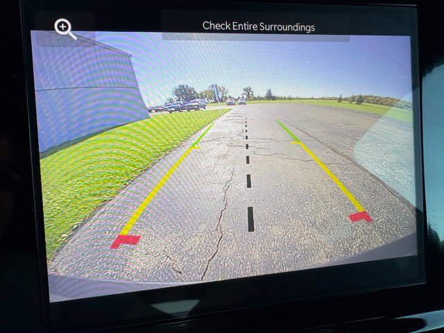 Used 2024 Jeep Grand Cherokee Laredo w/ Luxury Tech Group I AWD/4WD image 5
