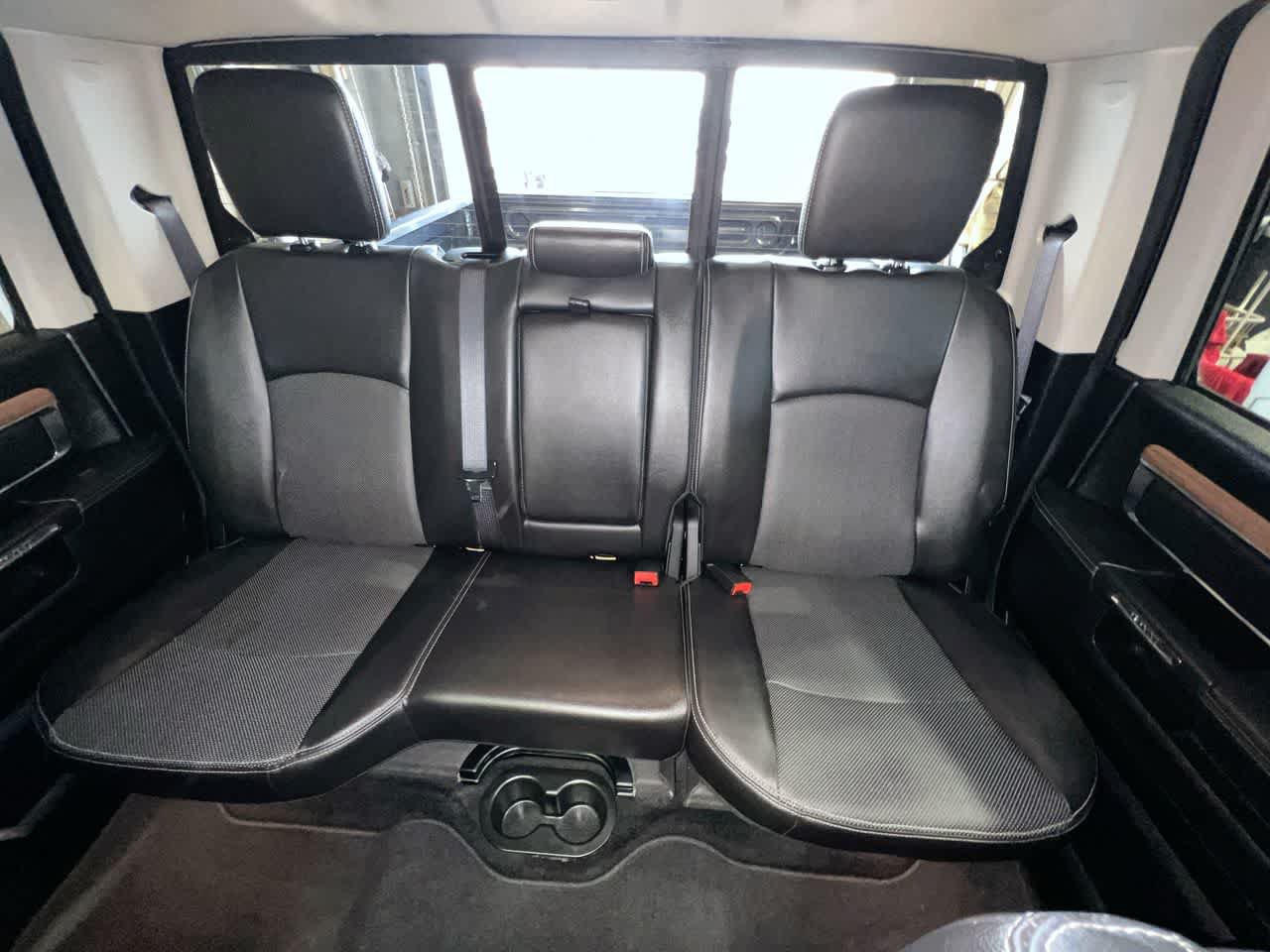 Used 2016 RAM 1500 Laramie w/ Convenience Group AWD/4WD image 23