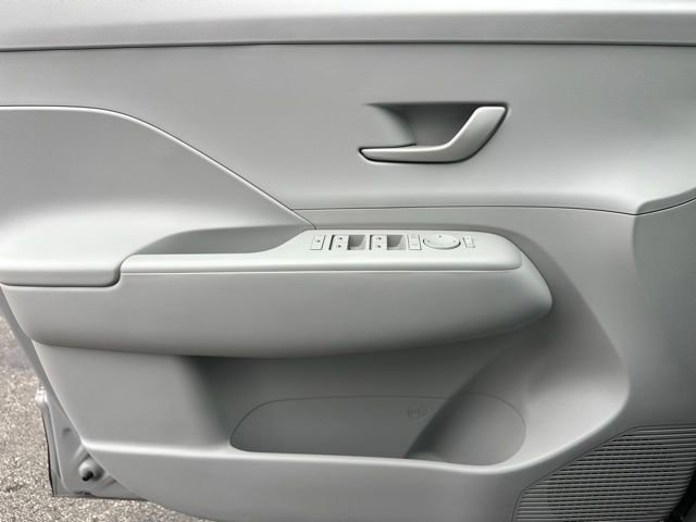 Used 2025 Hyundai Kona SEL image 20