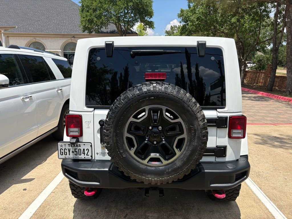 Used 2015 Jeep Wrangler Unlimited Rubicon AWD/4WD image 11