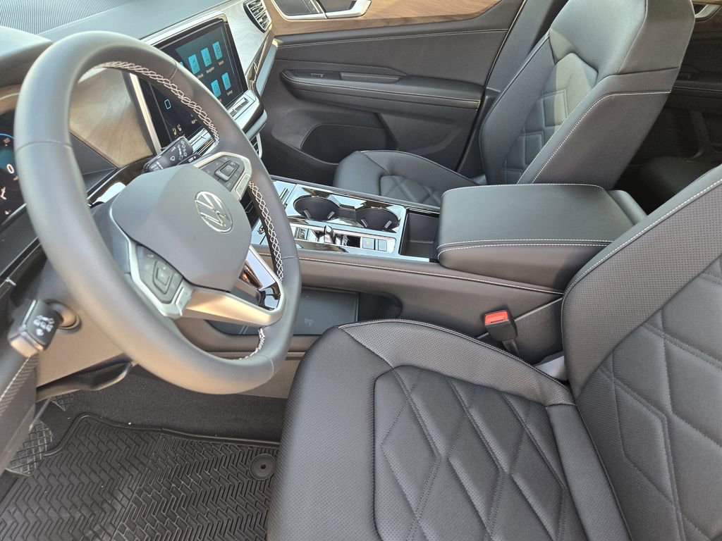 New 2026 Volkswagen Atlas SE image 11