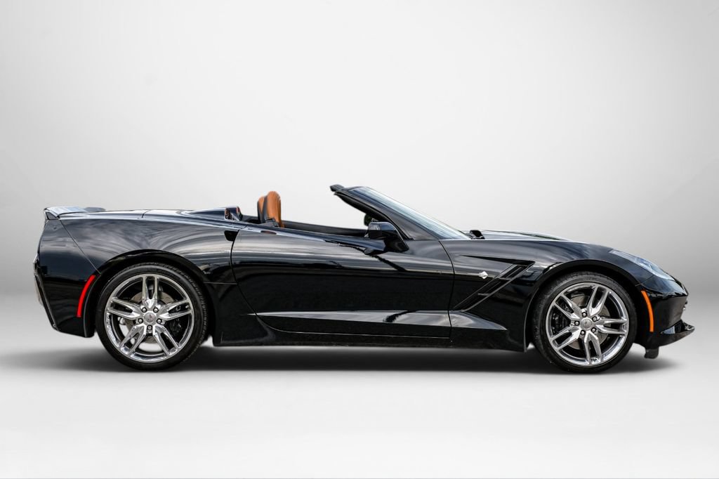 Used 2018 Chevrolet Corvette Stingray Convertible Z51 2LT RWD image 8