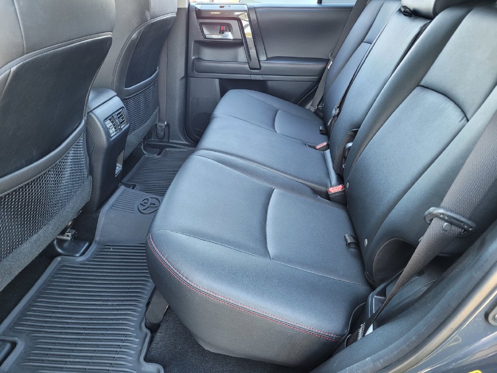 Used 2024 Toyota 4Runner TRD Off-Road Premium w/ Moonroof Package AWD/4WD image 8