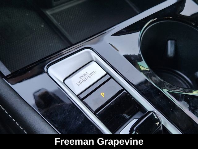 Used 2024 Volkswagen Atlas Cross Sport SEL Premium R-Line image 23