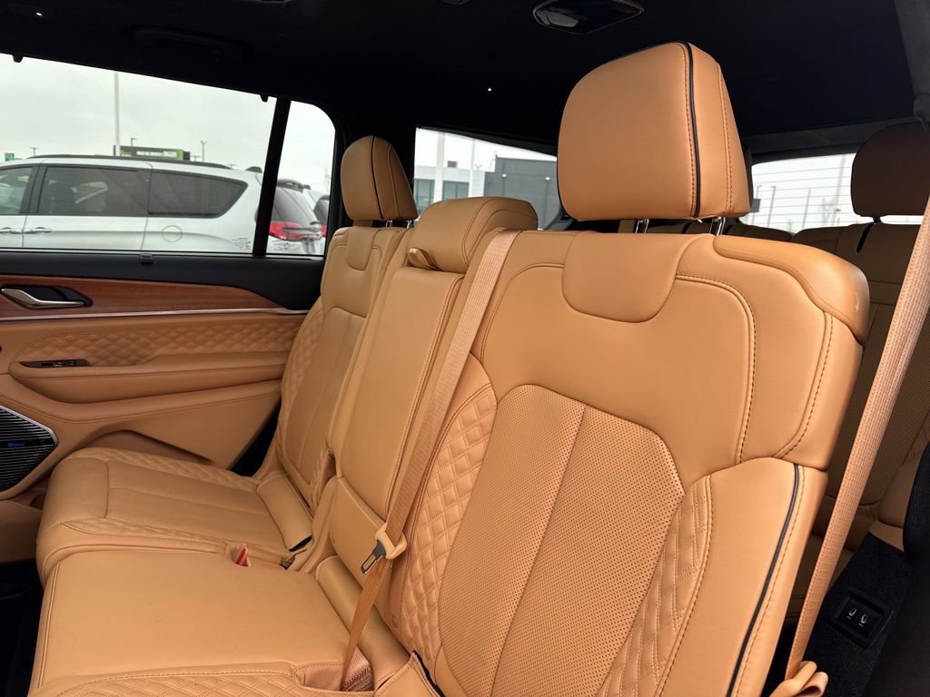 Certified 2024 Jeep Grand Cherokee L Summit image 27