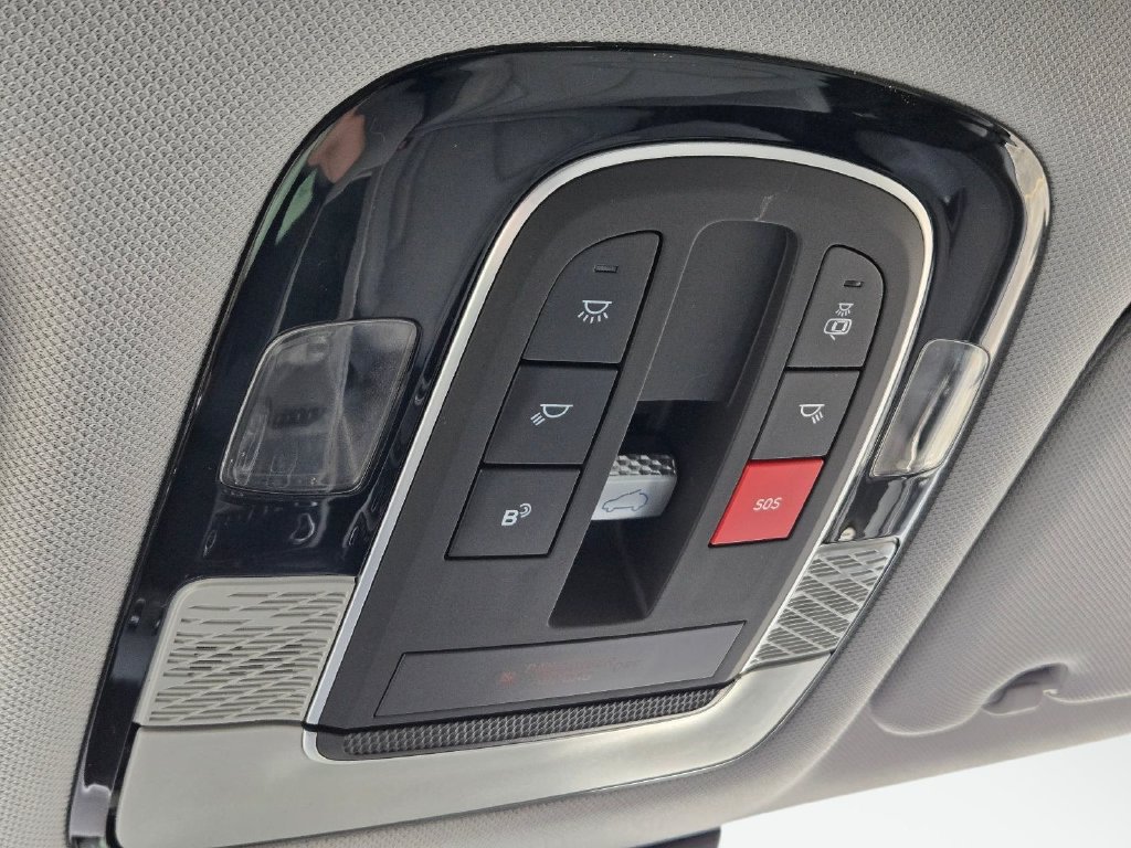 Certified 2025 Hyundai Palisade SEL FWD image 32