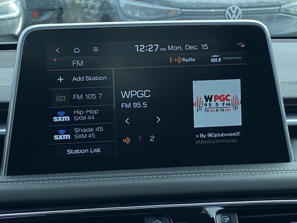 Used 2021 Genesis G70 3.3T w/ Sport Package image 7