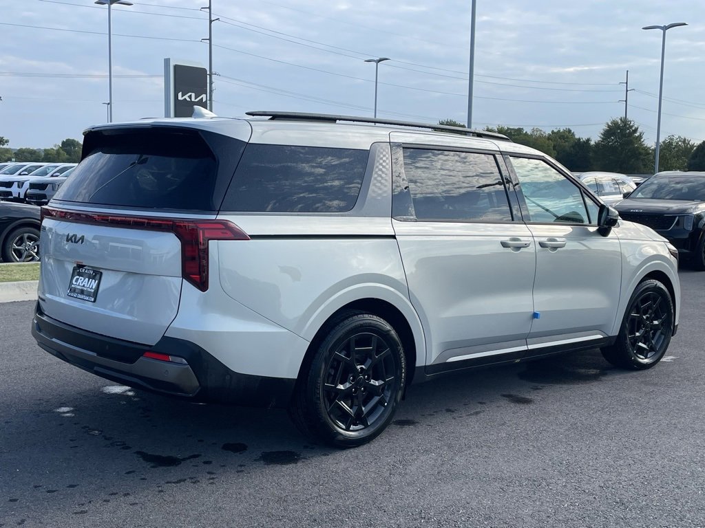 New 2026 Kia Carnival SX w/ SX Dark Edition Package image 7