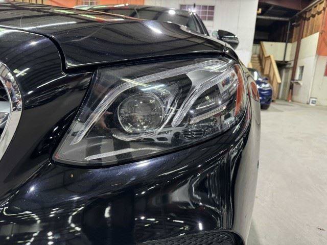Used 2017 Mercedes-Benz E 400 4MATIC Wagon image 15