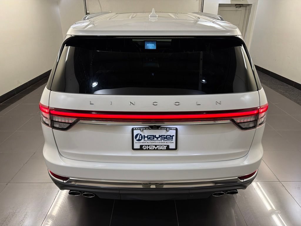 Certified 2023 Lincoln Aviator Reserve w/ Equipment Group 201A AWD/4WD image 5