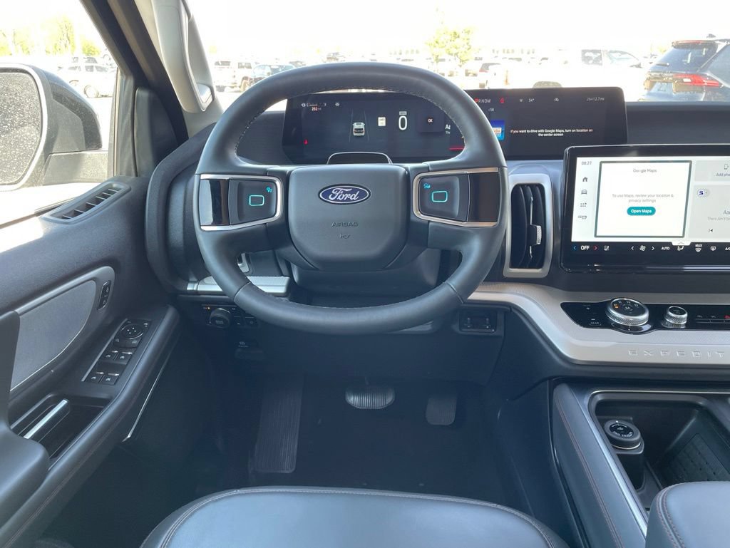 Used 2025 Ford Expedition Active AWD/4WD image 14
