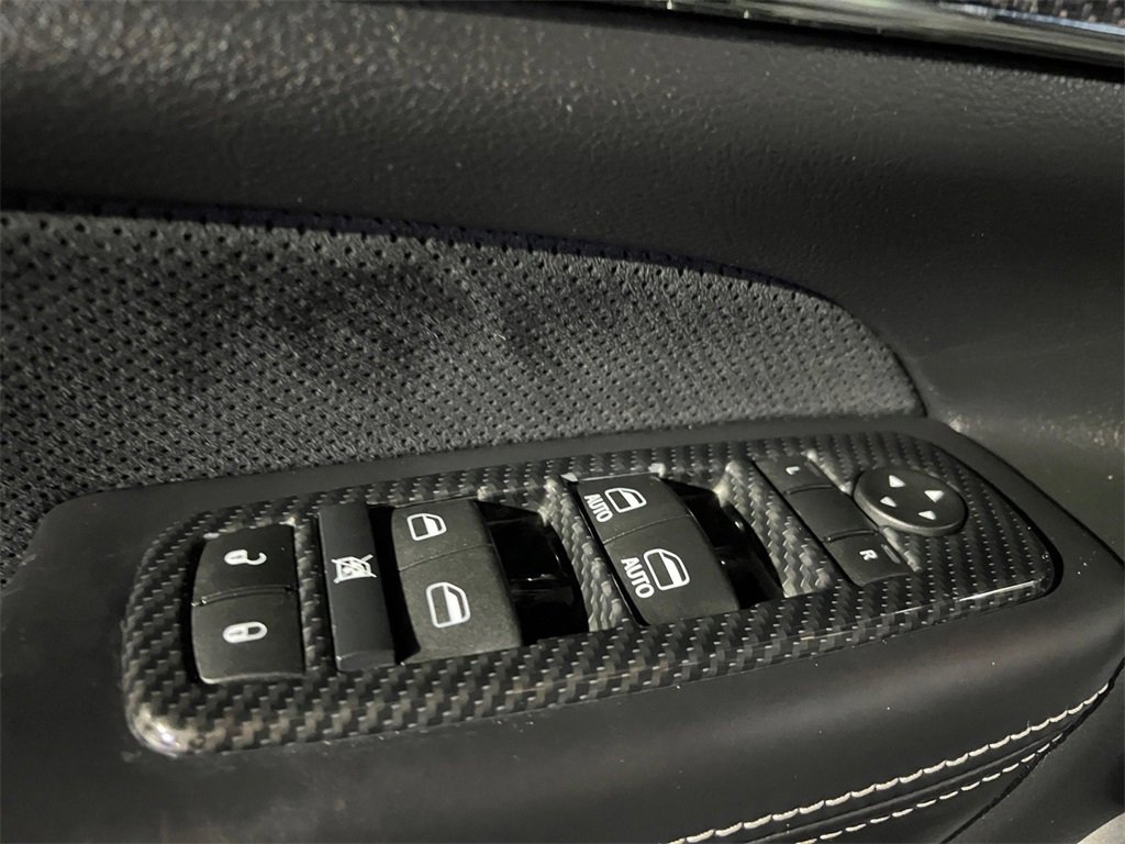 Used 2017 Jeep Grand Cherokee SRT image 24