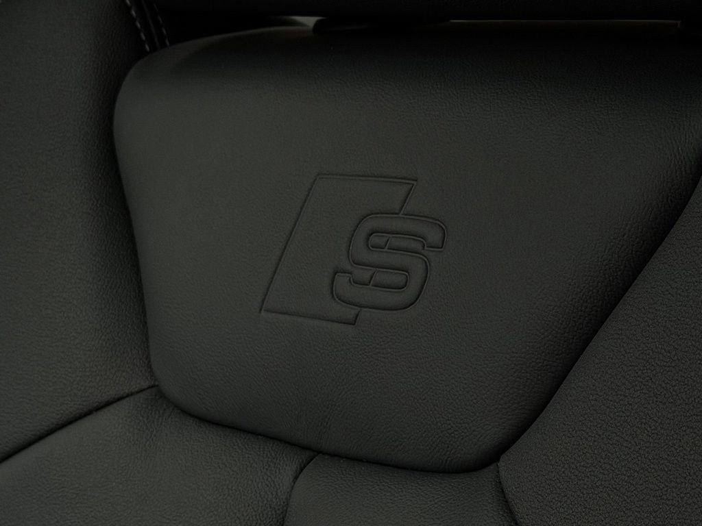 New 2025 Audi Q3 2.0T Premium image 31