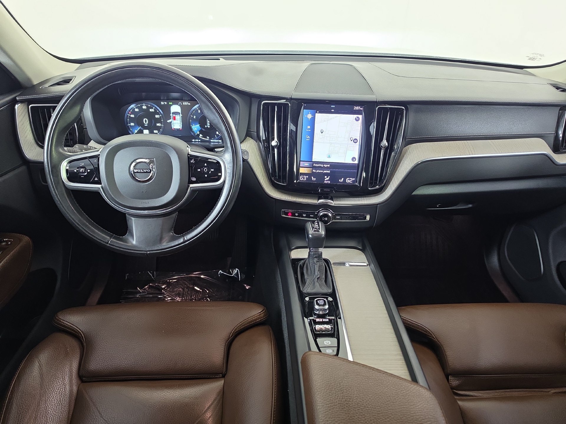 Used 2018 Volvo XC60 T6 Inscription w/ Convenience Package AWD/4WD image 23