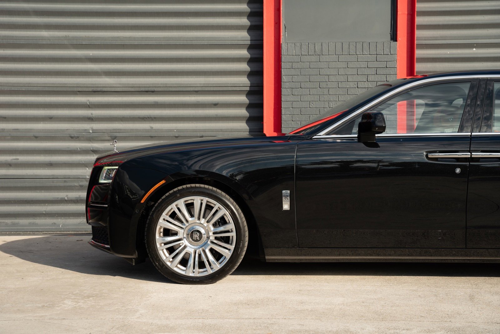Used 2023 Rolls-Royce Ghost image 9