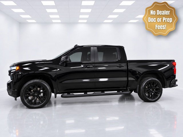 Used 2022 Chevrolet Silverado 1500 RST w/ Rally Edition AWD/4WD image 2
