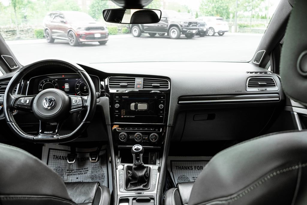 Used 2019 Volkswagen Golf R 4-Door AWD/4WD image 9