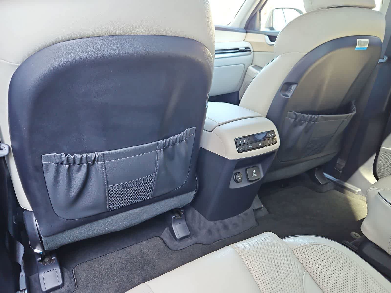 Used 2023 Hyundai Palisade Limited AWD/4WD image 18