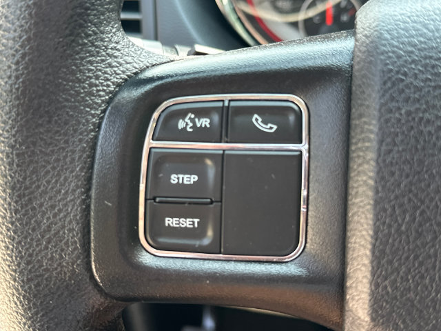 Used 2018 Dodge Grand Caravan SE w/ UConnect Hands-Free Group FWD image 30