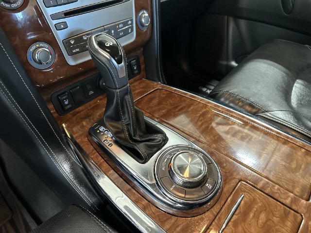 Used 2018 INFINITI QX80 4WD w/ All Season Package image 27