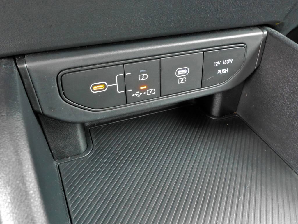 Used 2025 Kia K4 LXS image 28