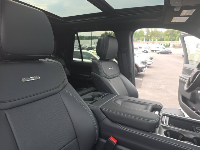 New 2027 Ford Expedition Max Platinum w/ Stealth Performance Package AWD/4WD image 31