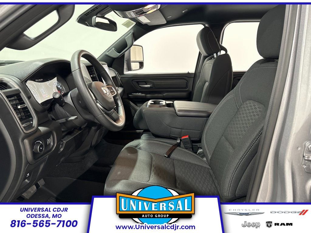 New 2025 RAM 1500 Tradesman AWD/4WD image 16