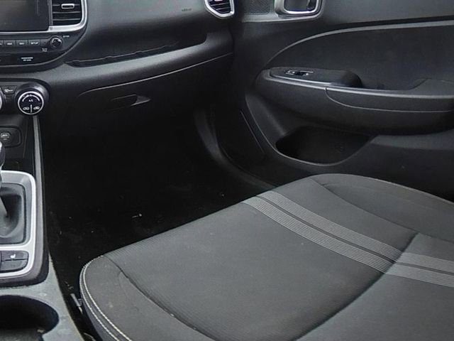 Used 2020 Hyundai Venue SEL w/ Convenience + Premium Package FWD image 20
