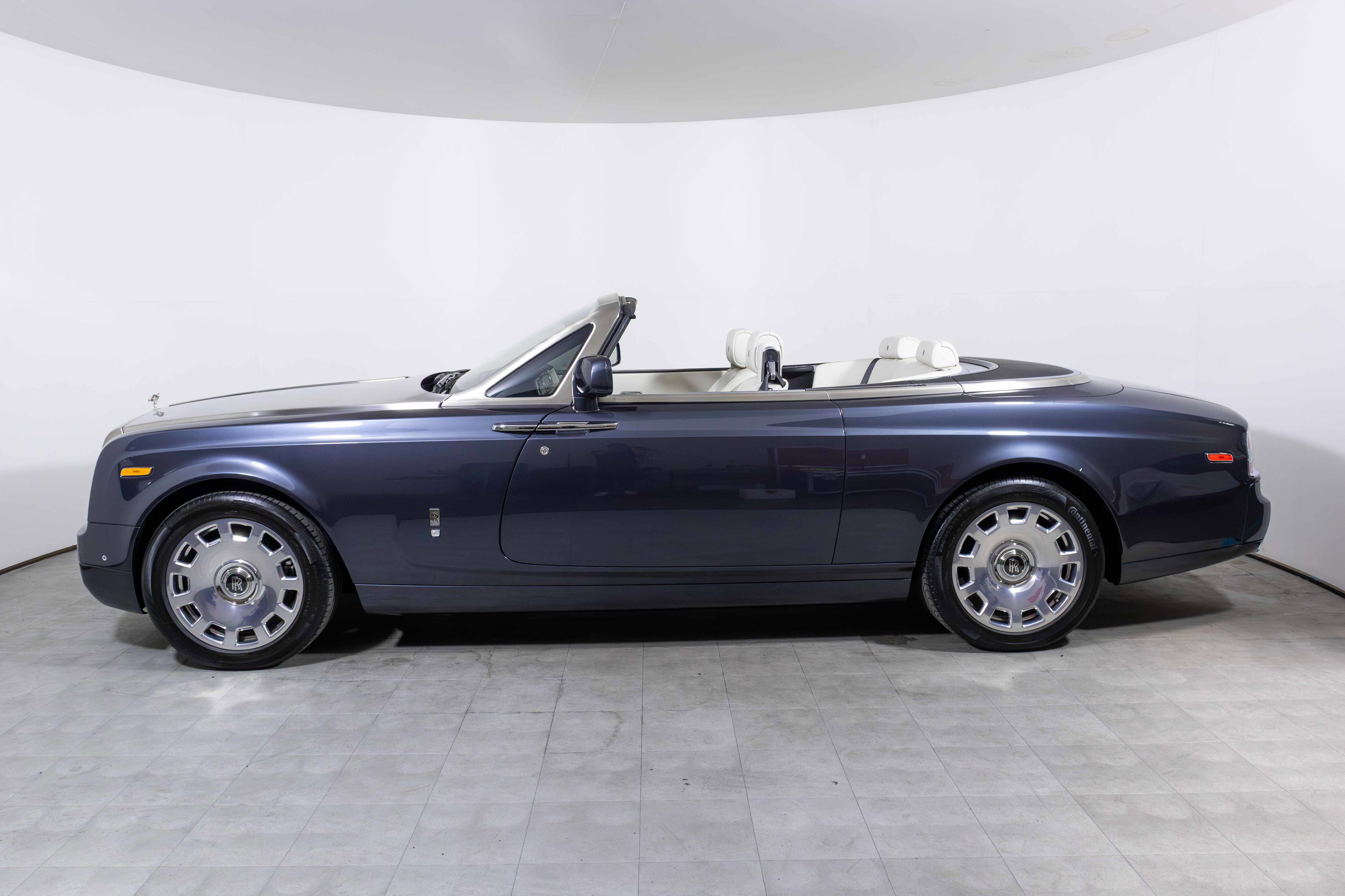 Used 2013 Rolls-Royce Phantom Drophead Coupe image 5