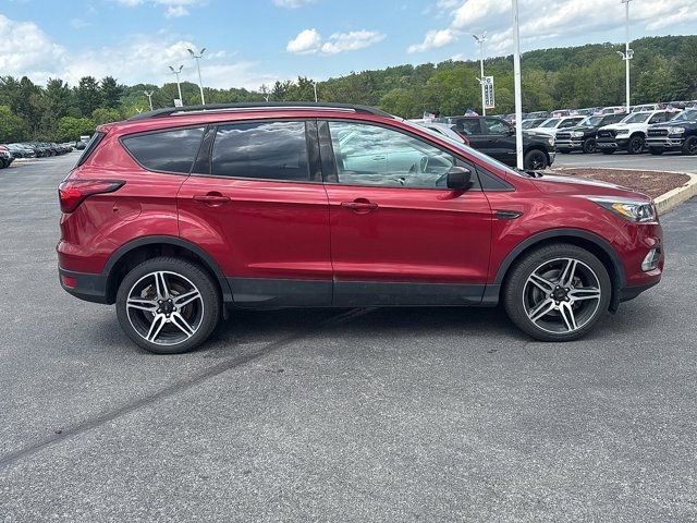 Used 2019 Ford Escape SEL AWD/4WD image 9