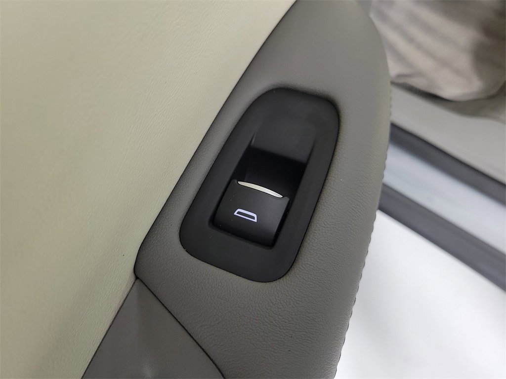 Certified 2023 Cadillac XT5 Premium Luxury w/ Technology Package image 14