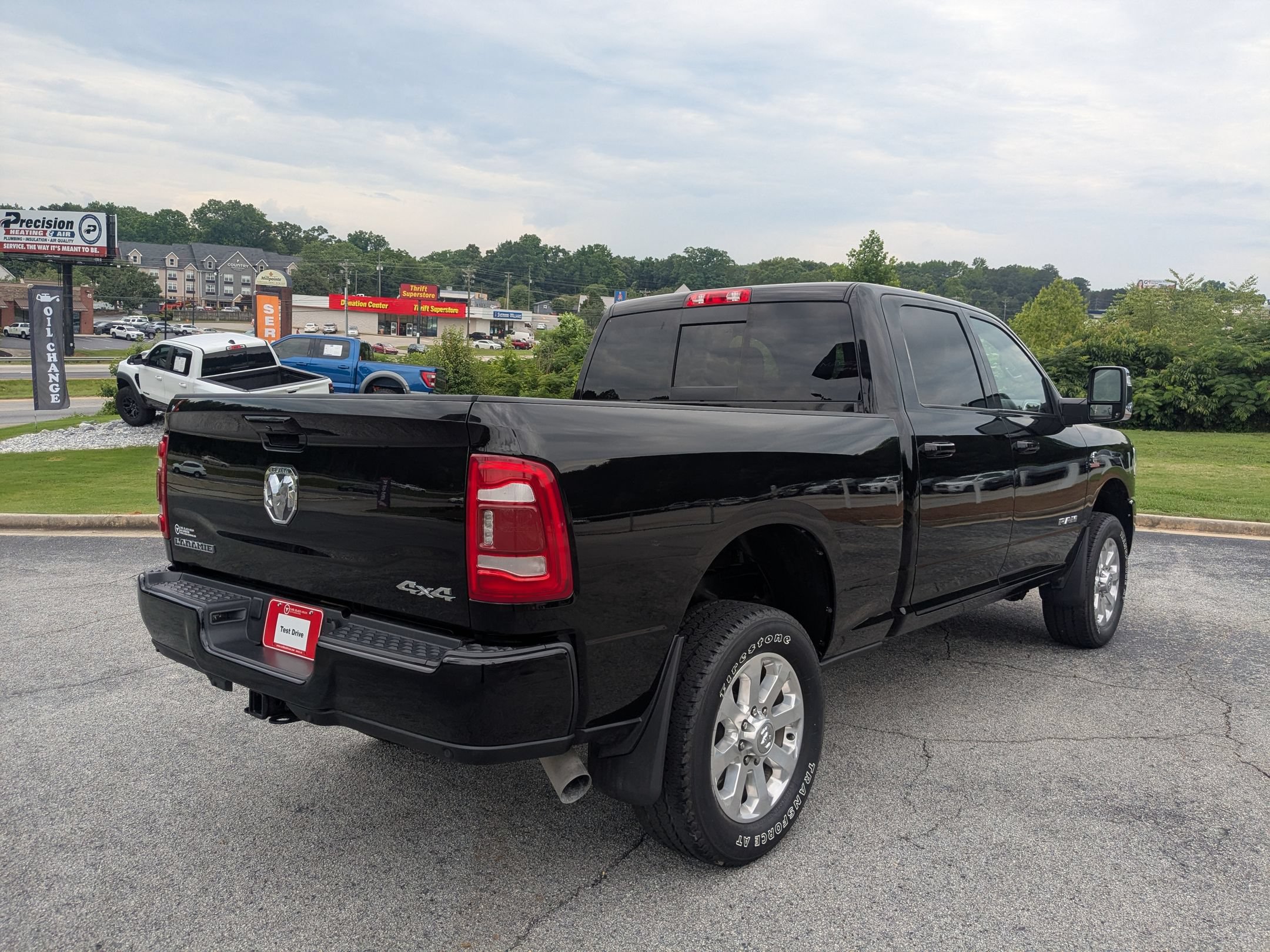 Used 2023 RAM 2500 Laramie AWD/4WD image 5