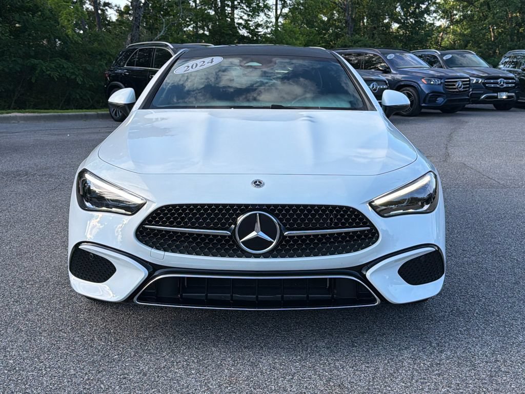 Used 2024 Mercedes-Benz CLE 300 4MATIC Coupe image 3