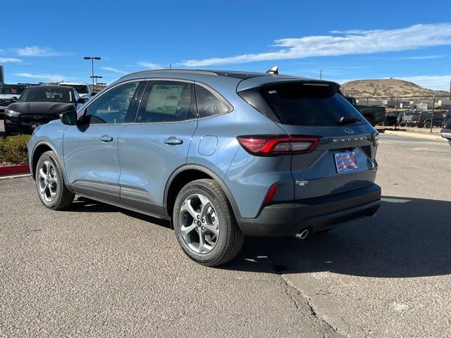 New 2026 Ford Escape ST-Line w/ Tech Pack #1 image 3