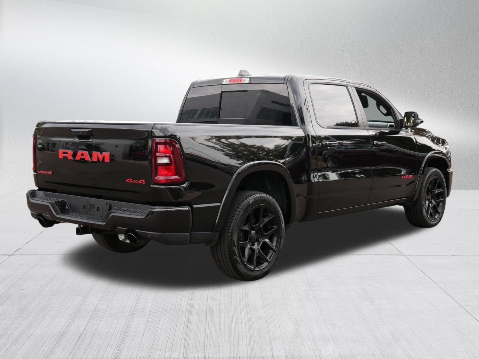 Used 2026 RAM 1500 Laramie w/ Night Edition AWD/4WD image 7