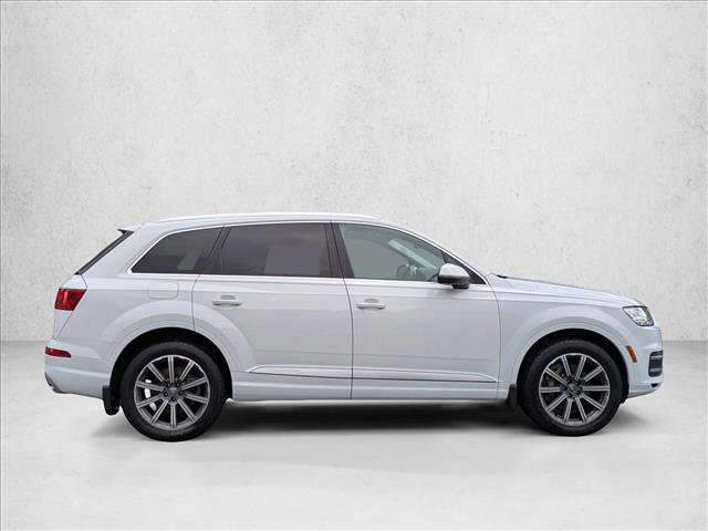 Used 2017 Audi Q7 3.0T Prestige image 4