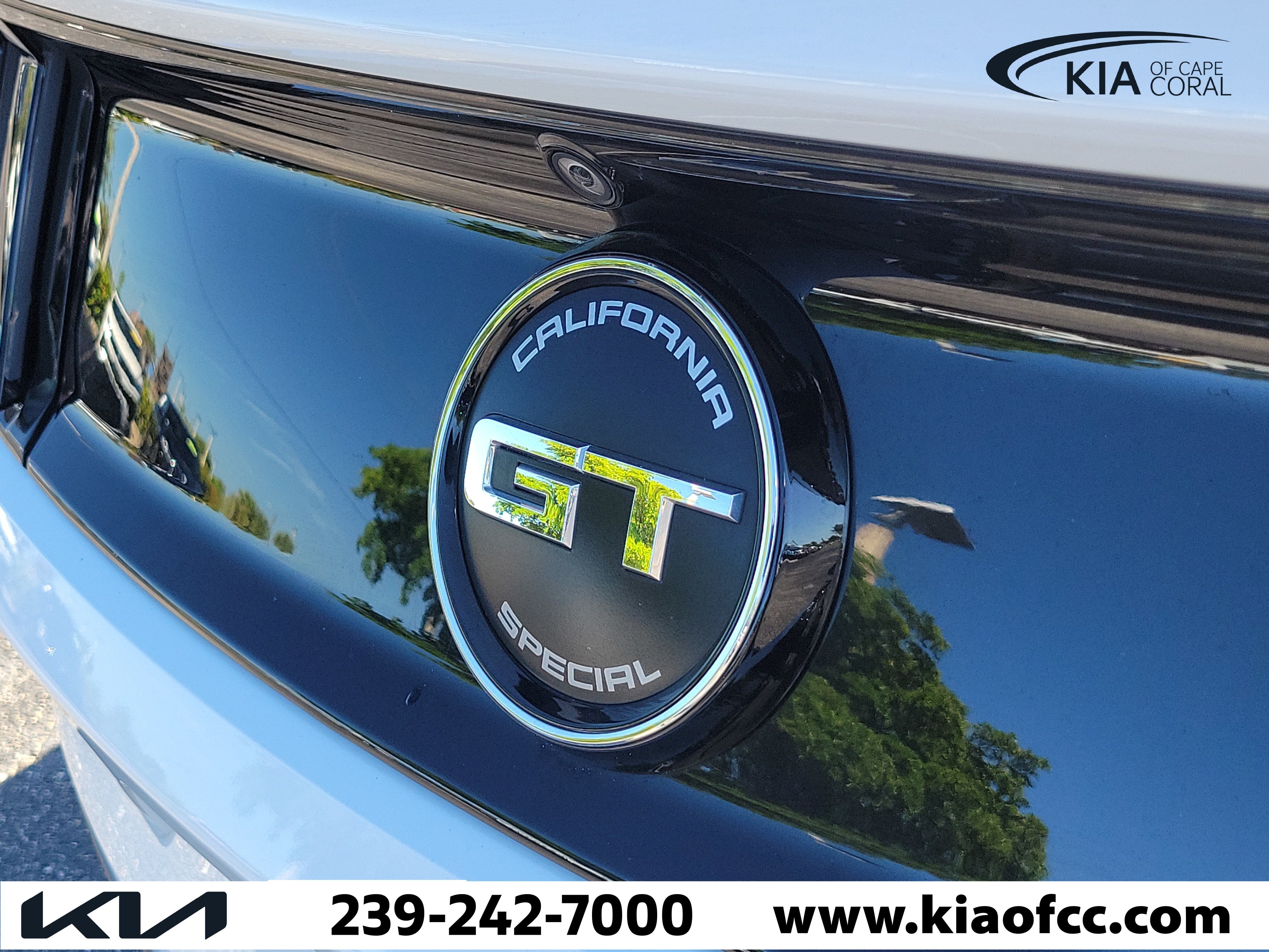 Used 2017 Ford Mustang GT Premium RWD image 10