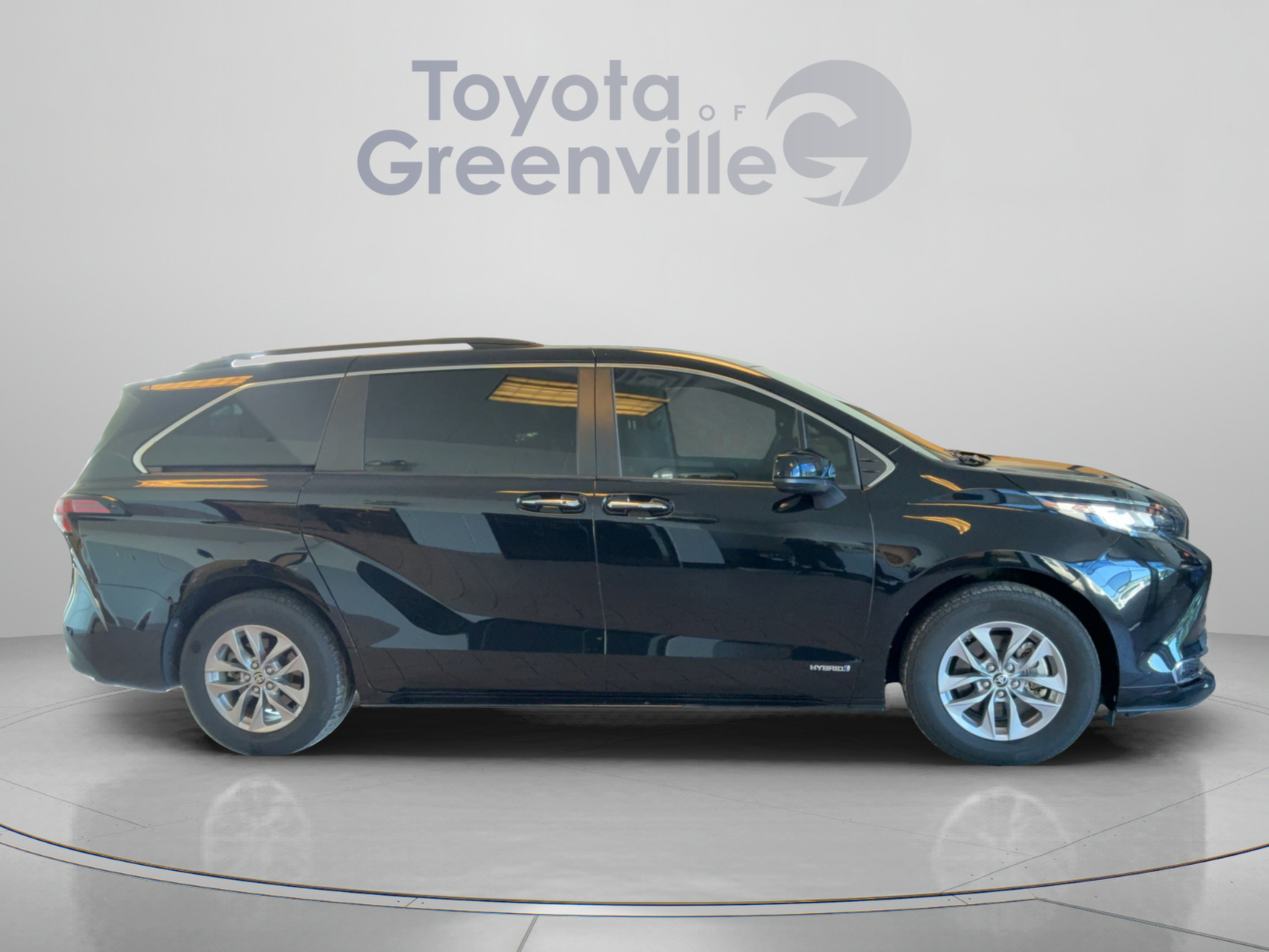 Used 2021 Toyota Sienna XLE FWD image 7