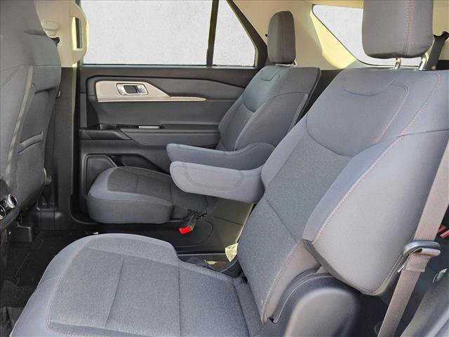 Used 2025 Ford Explorer Active image 20