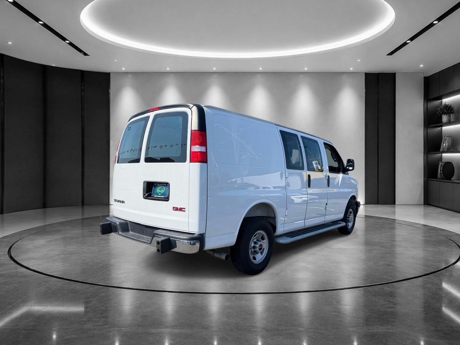 Certified 2025 GMC Savana 2500 w/ Driver Convenience Package RWD image 5