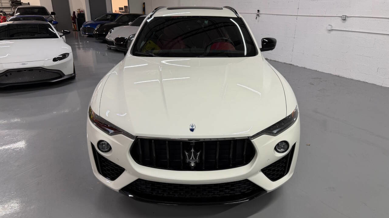 Used 2022 Maserati Levante GT AWD/4WD image 28