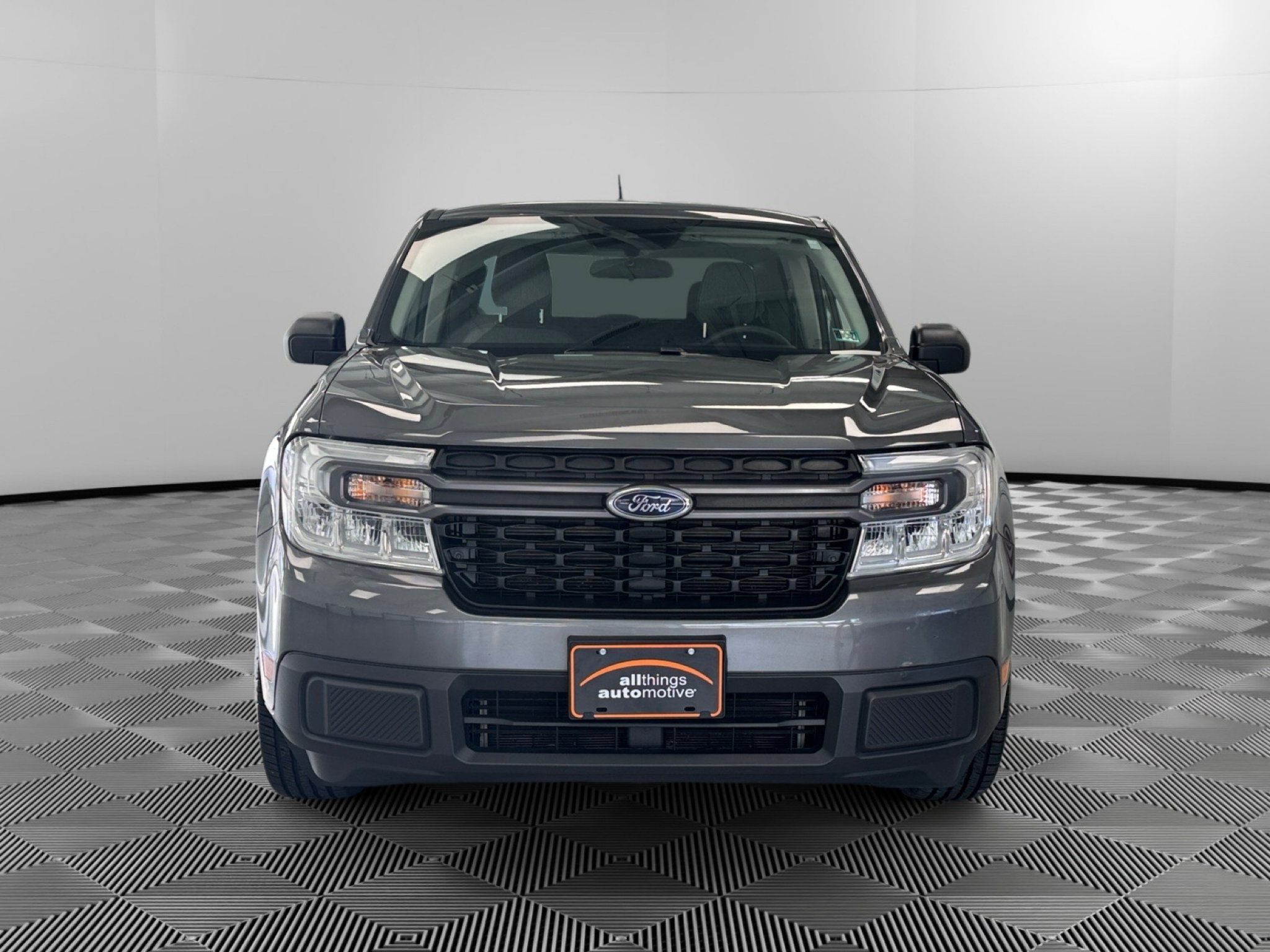 Used 2023 Ford Maverick XLT FWD image 3