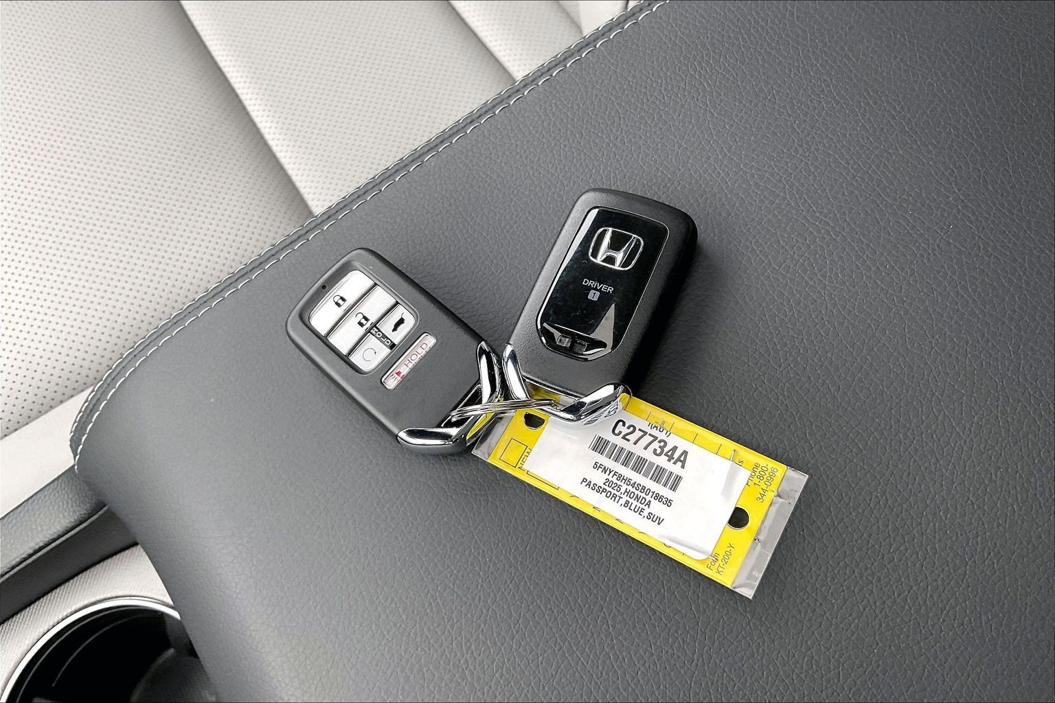 Used 2025 Honda Passport EX-L image 11