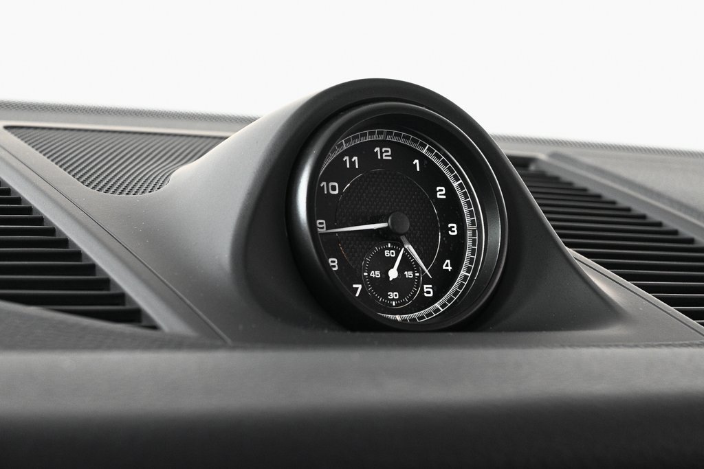 Used 2025 Porsche Macan image 19