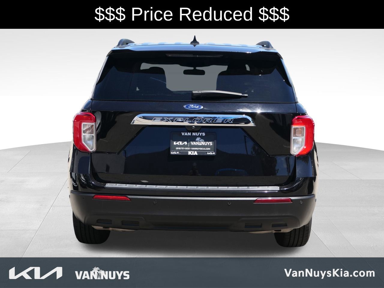 Used 2021 Ford Explorer XLT RWD image 4